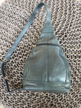 Vintage Y2K Tignanello Navy Blue Leather Crossbody Sling Bag with Gold Hardware